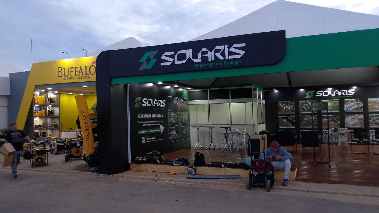 Fachada do estande da Solaris montado para feira do setor de energia
